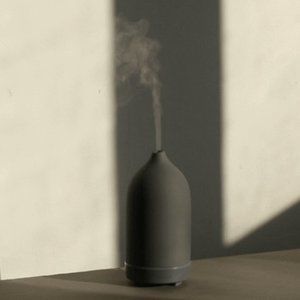 Vitruvi Stone Diffuser in Charcoal